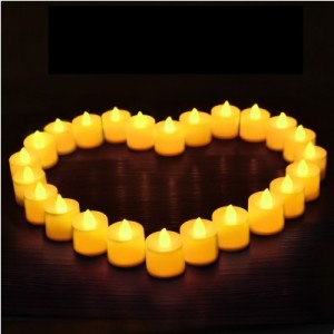 Светодиодная свеча / яркое желтое свечение 